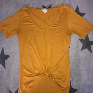 Super soft Criss cross tshirt